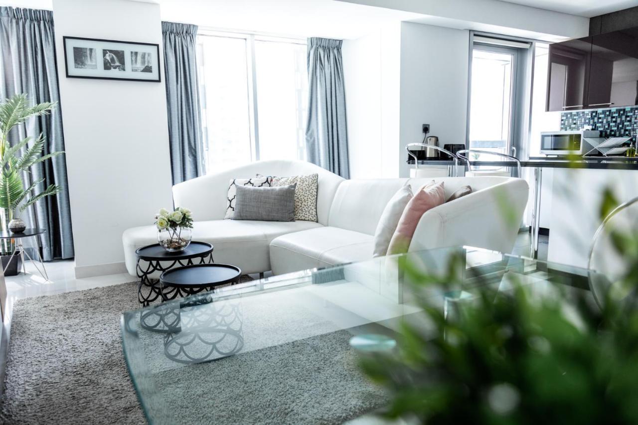 Nasma Luxury Stays - Cayan Tower Dubai Exteriör bild